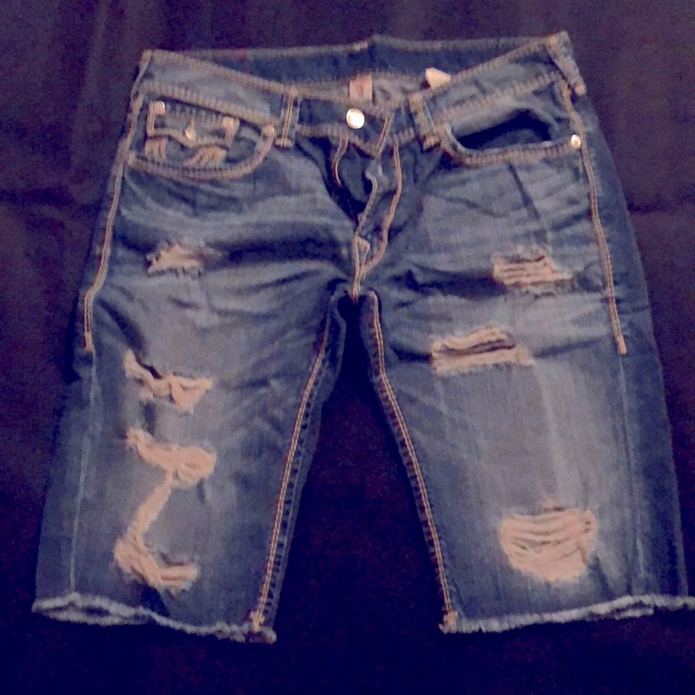 Men’s True Religion shorts size 38